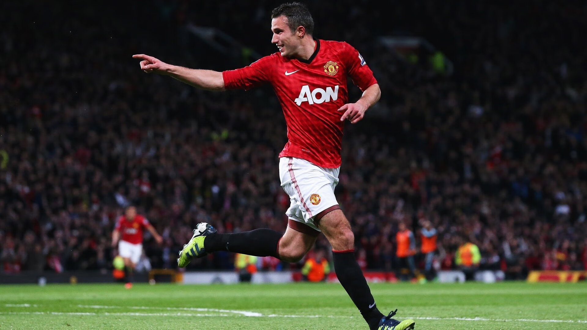 巴萨11连胜领跑西甲!曼城3-1终结黑马,米兰双雄紧追榜首,巴萨对曼城全场录像